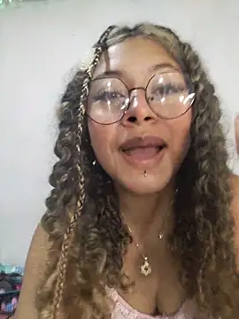 Snapshot of KatyBelle_ chatting on 29, 5, 2026 KatyBelle online show from 29, 5, 2026