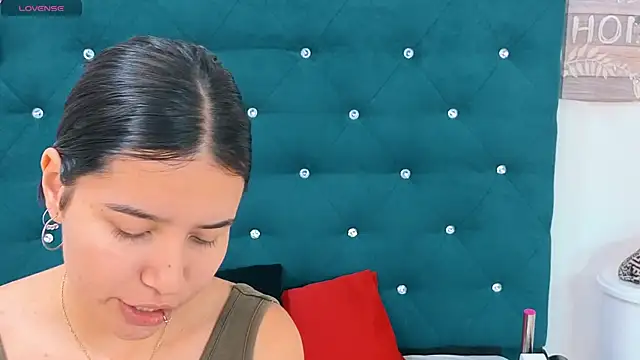Morgansmithx online show from 4, 5, 2026