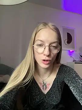 EvaEvis online show from 13, 5, 2026