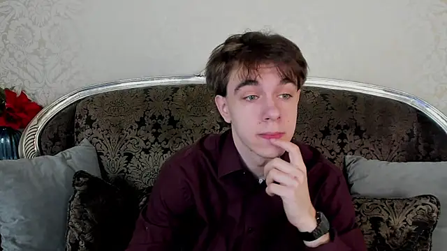 Snapshot of DaveBevy chatting on 10, 4, 2026 DaveBevy online show from 10, 4, 2026