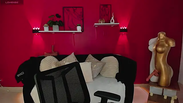 Sofia Velvetx online show from 10, 5, 2026