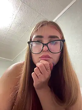 Snapshot of MissAuroraX chatting on 30, 5, 2026 MissAuroraX online show from 30, 5, 2026