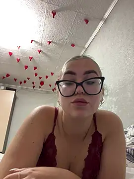 MissAuroraX online show from 16, 5, 2026