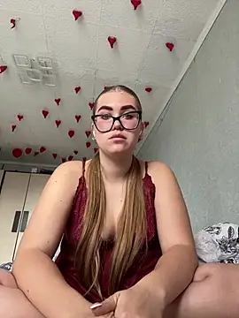 MissAuroraX online show from 15, 5, 2026