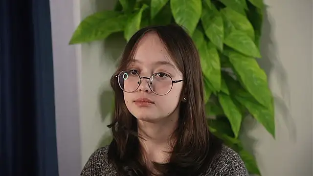 Snapshot of LinnRiechers chatting on 27, 3, 2026 LinnRiechers online show from 27, 3, 2026