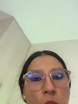 Snapshot of babylexi18 chatting on 15, 5, 2026 babylexi18 online show from 15, 5, 2026