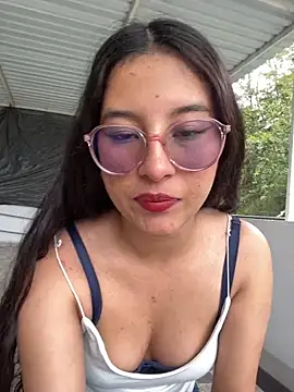 babylexi18 online show from 21, 4, 2026