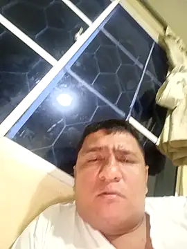 Snapshot of luis20212 chatting on 29, 3, 2026 luis20212 online show from 29, 3, 2026