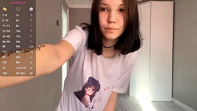 Snapshot of AmeliaMiotii chatting on 5, 4, 2026 AmeliaMiotii online show from 5, 4, 2026