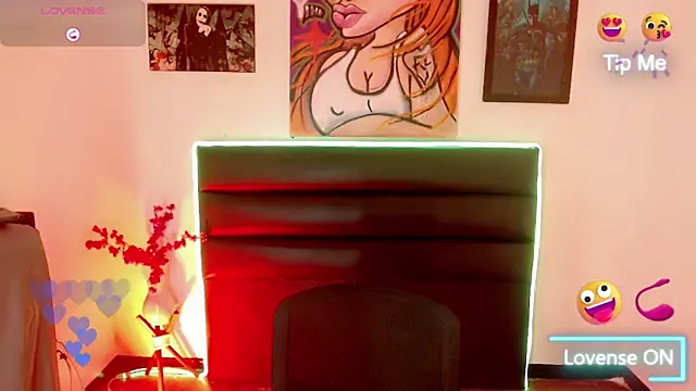 Snapshot of samantha__paez chatting on 28, 5, 2026 samantha paez online show from 28, 5, 2026