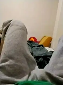 Snapshot of y2561 chatting on 4, 4, 2026 y2561 online show from 4, 4, 2026