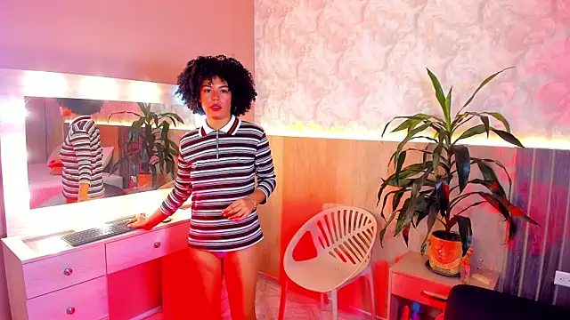 baddie delaylaa online show from 28, 4, 2026
