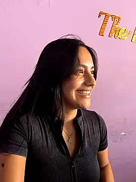 Snapshot of SophiaCastro09_ chatting on 4, 4, 2026 SophiaCastro09 online show from 4, 4, 2026