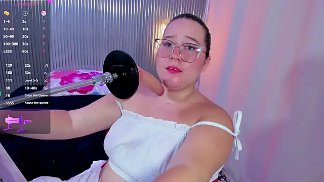 yousweet chloe online show from 18, 7, 2026