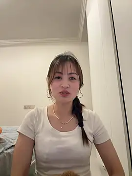 Snapshot of Yang_218 chatting on 22, 4, 2026 Yang 218 online show from 22, 4, 2026