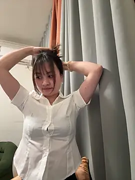 Snapshot of Yang_218 chatting on 25, 4, 2026 Yang 218 online show from 25, 4, 2026