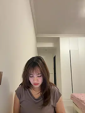 Snapshot of Yang_218 chatting on 5, 4, 2026 Yang 218 online show from 5, 4, 2026