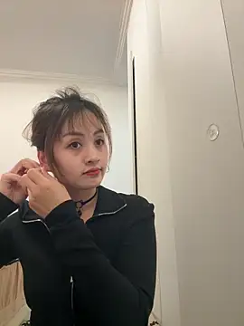 Snapshot of Yang_218 chatting on 15, 5, 2026 Yang 218 online show from 15, 5, 2026