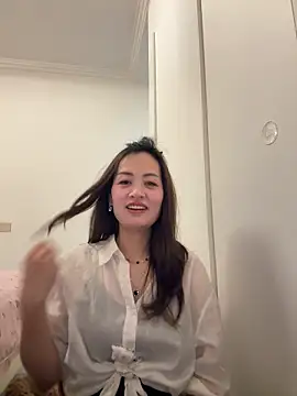 Snapshot of Yang_218 chatting on 27, 4, 2026 Yang 218 online show from 27, 4, 2026