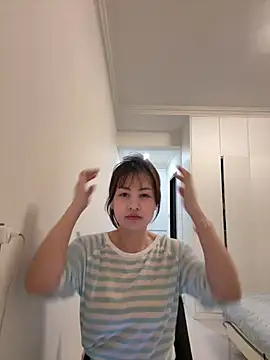 Snapshot of Yang_218 chatting on 13, 4, 2026 Yang 218 online show from 13, 4, 2026