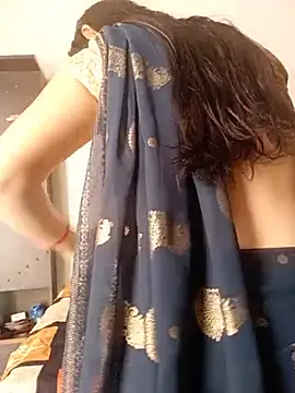 Snapshot of Sexyy_Bhabhi_143 chatting on 18, 6, 2026 Sexyy Bhabhi 143 online show from 18, 6, 2026