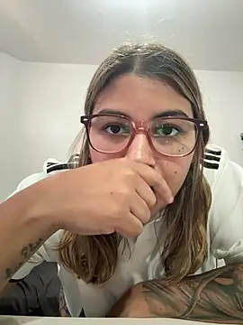 C1N09 online show from 22, 6, 2026