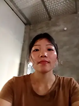 Snapshot of -Quyny- chatting on 13, 4, 2026 -Quyny- online show from 13, 4, 2026