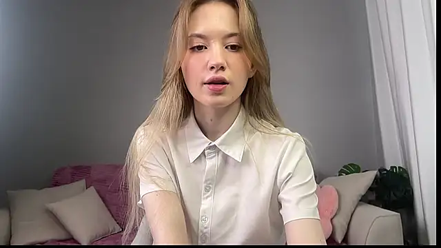Snapshot of keep_magic chatting on 17, 5, 2026 keep magic online show from 17, 5, 2026