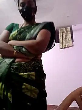 Snapshot of tamilratchasii chatting on 3, 5, 2026 tamilratchasii online show from 3, 5, 2026