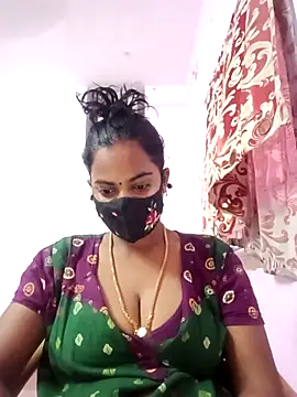 Snapshot of tamilratchasii chatting on 4, 4, 2026 tamilratchasii online show from 4, 4, 2026