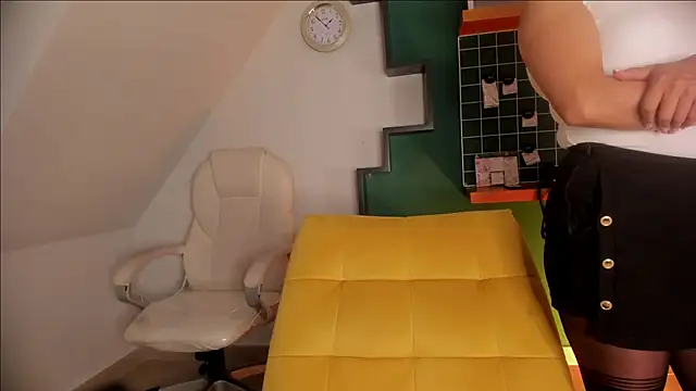 Snapshot of evazul chatting on 15, 5, 2026 evazul online show from 15, 5, 2026