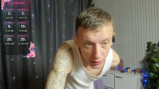 Snapshot of James2Inked chatting on 27, 6, 2026 James2Inked online show from 27, 6, 2026