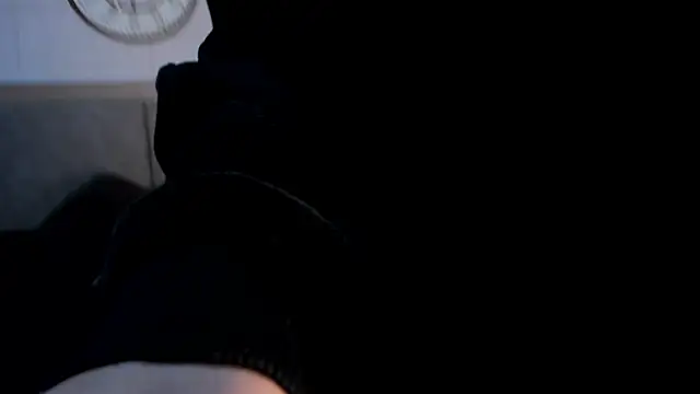 Snapshot of Anne_Millerr chatting on 3, 5, 2026 Anne Millerr online show from 3, 5, 2026