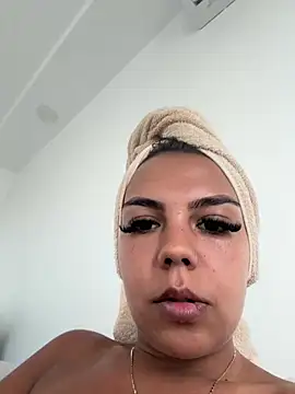 MissLuna28 online show from 13, 7, 2026