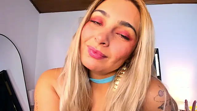 Snapshot of Catalina_Osorio chatting on 11, 7, 2026 Catalina Osorio online show from 11, 7, 2026