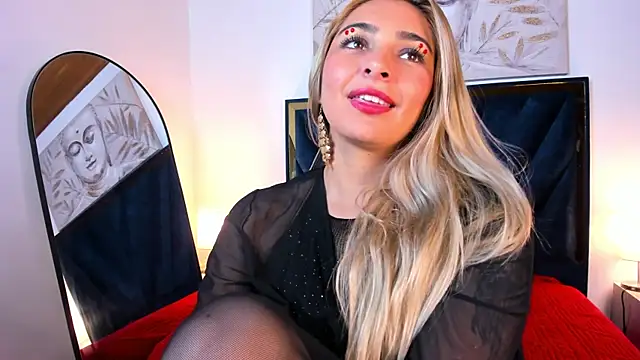 Snapshot of Catalina_Osorio chatting on 15, 7, 2026 Catalina Osorio online show from 15, 7, 2026
