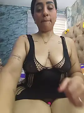 Snapshot of val_eria chatting on 31, 5, 2026 val eria online show from 31, 5, 2026