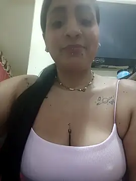 Snapshot of val_eria chatting on 1, 5, 2026 val eria online show from 1, 5, 2026