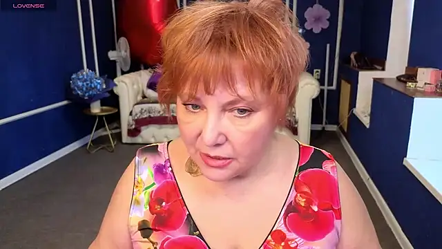 Snapshot of Kira_Kingslee chatting on 14, 5, 2026 Kira Kingslee online show from 14, 5, 2026