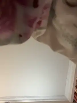 suckmybehigh online show from 18, 4, 2026