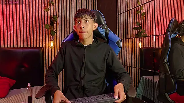 Tommy Fox online show from 9, 4, 2026