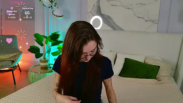 Snapshot of AmeliaKlark_ chatting on 20, 5, 2026 AmeliaKlark online show from 20, 5, 2026