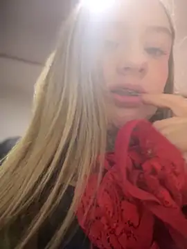 Eliee--Roth online show from 30, 4, 2026