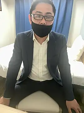 RYUICHI 1919 online show from 14, 4, 2026