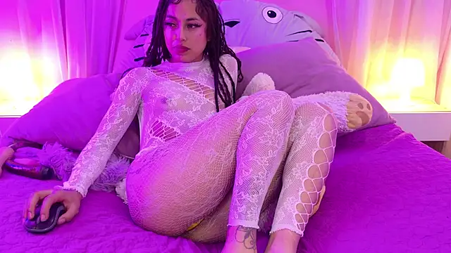 Snapshot of canela_bm chatting on 29, 4, 2026 canela bm online show from 29, 4, 2026