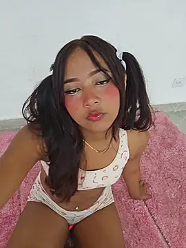 Snapshot of Pretty_karol chatting on 8, 6, 2026 Pretty karol online show from 8, 6, 2026