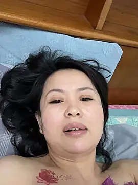 Snapshot of xiaxia-2026 chatting on 21, 4, 2026 xiaxia-2026 online show from 21, 4, 2026