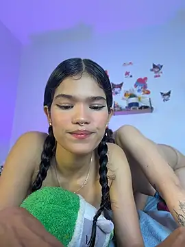 Emycarver09  online show from 26, 4, 2026