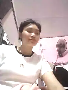 Snapshot of Saryloveparadise chatting on 28, 3, 2026 Saryloveparadise online show from 28, 3, 2026