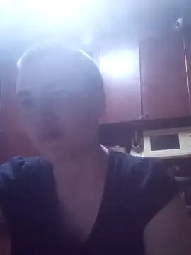 AlyssaAnq online show from 17, 4, 2026